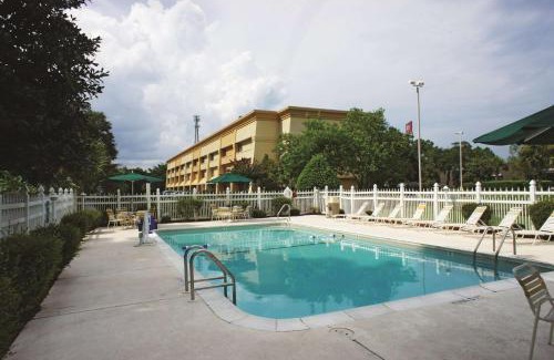 Dock Junction Hotel | Wingate by Wyndham Brunswick GA I-95