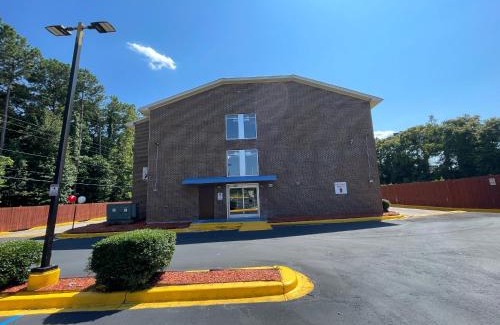Dentsville Hotel | Wingate by Wyndham Columbia Fort Jackson