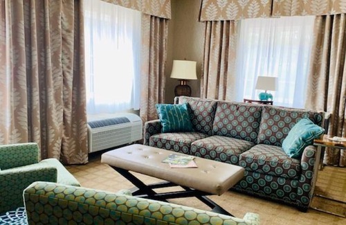 Leadsville Hotel | Wingate by Wyndham Elkins