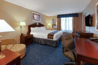 Erie Hotel | Wingate by Wyndham Erie