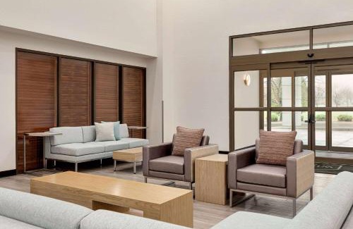 Ashwaubenon Hotel | Wingate by Wyndham Green Bay