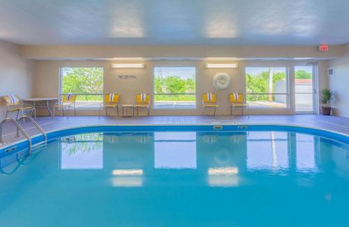 Gurnee Hotel | Wingate by Wyndham Gurnee