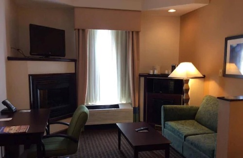 High Point Hotel | Wingate by Wyndham High Point/Greensboro/Airport South