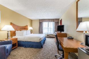 Southwest Orlando Hotel | Wingate by Wyndham, Universal Studios - Free Theme Park Shuttle