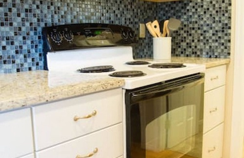 Meridian Condo | Wingate - Meridian, Cozy Acreage in the heart of the city