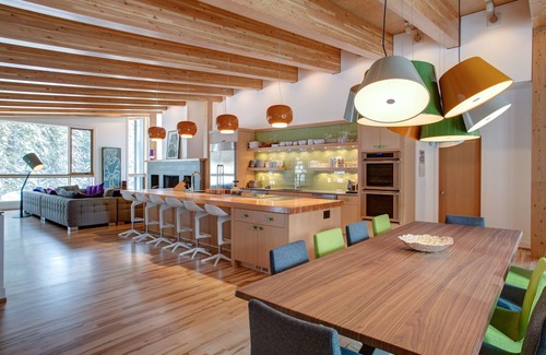 Golden House | WINNER OF TOP 10 VACATION HOMES 2022!
