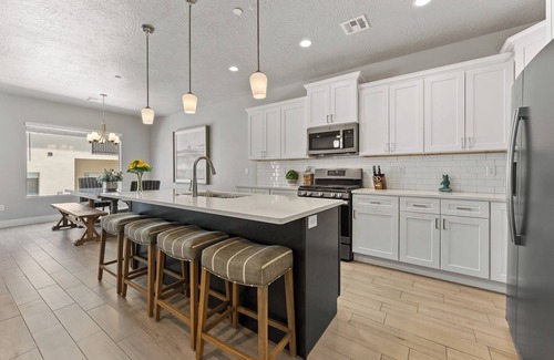 Hurricane House | Winner, Winner! - Combining 2 fantastic units. Private Pool and 2 Private Hot T