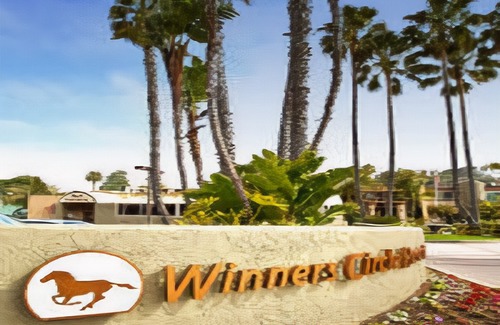 Solana Beach Hotel | Winners Circle Resort
