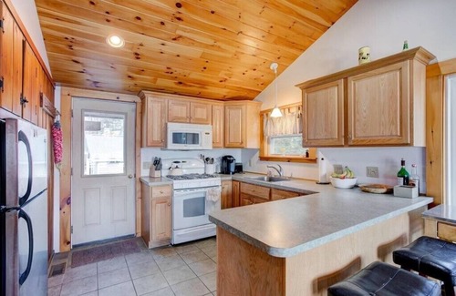 Moultonborough House | Winnipesaukee Waterfront Home Sleeping for 8