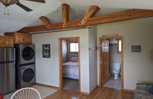Winnisquam Cabin | Winnisquam Cozy Cabin w-Sandy Beach & Boat Dock