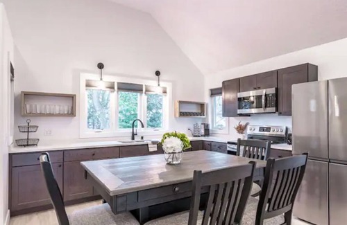 Winona Lake House | Winona Lake Cottage w/Deck