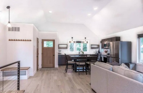 Winona Lake House | Winona Lake Cottage w/Deck
