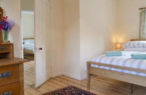Holsworthy House | Winscott Cottage