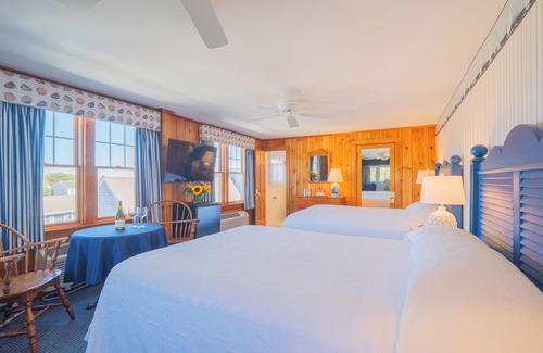 Harwich Port Bed & Breakfast | Winstead Beach Resort