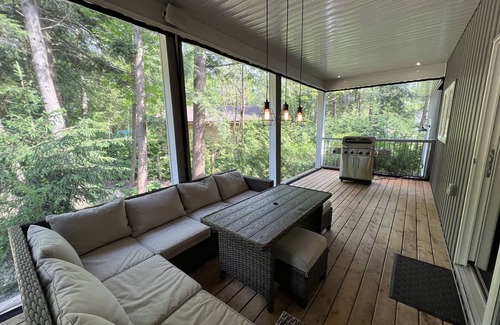 Tiny Cottage | Winter, all new and modern cottage