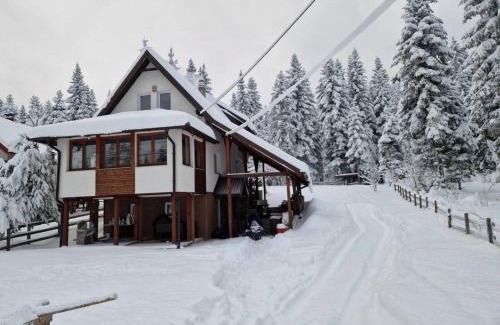 Kasidoli House | Winter Holiday Home TT