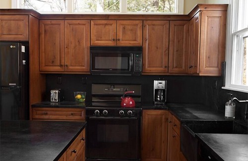 Kattskill Bay House | Winter Home on Lake George 4 bedrooms. 3 bathrooms. Screened porch