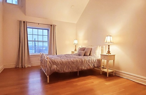 Mt. Bethel Bed & Breakfast | Winter Micro-Wedding Packages - Chelsea Sun Inn Poconos Limited Time only