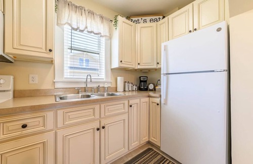 Alpena House | Winter Monthly Rates|Location
