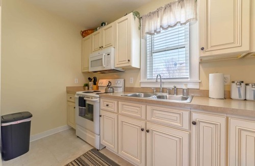 Alpena House | Winter Monthly Rates|Location