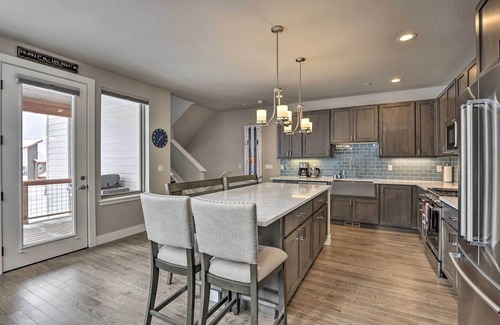 Rendezvous House | Winter Park Area Retreat, Walk to Ski Shuttle