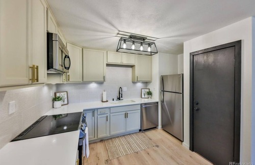 Fraser Condo | Winter Park/Fraser Modern 2 bed Condo, Mtn Views, Hot Tub, Bus Line