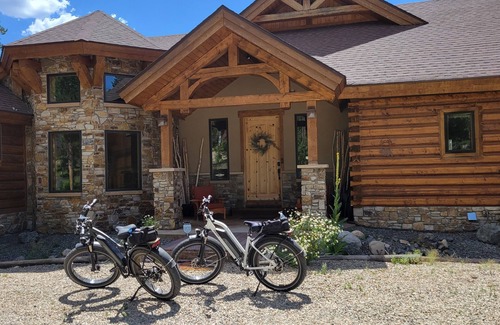 Winter Park Highlands House | Winter Park-The Mango Lodge-6000sf Log Home-
