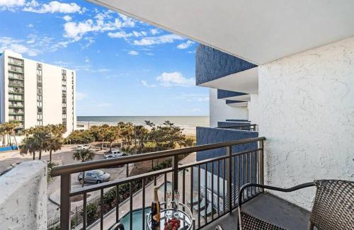 Myrtle Beach Apartment | WINTER RATES! Chic & Charming 1BR Oceanview Suite! BW 414