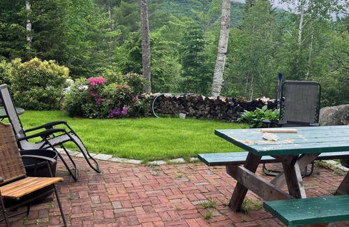Waterville Valley Apartment | Winter Season, King Beds, Sleeps 6, Walk to Town Square