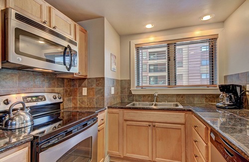 Peak 9 Condo | Winter Ski-in/out Studio Sleeps 4, Steps To Historic Main St Studio Bedroom Condo by RedAwning