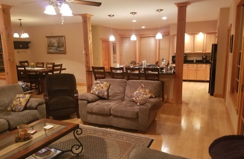 West Dover House | Winter Ski & Snowmobile; 6 bedrooms + Garage