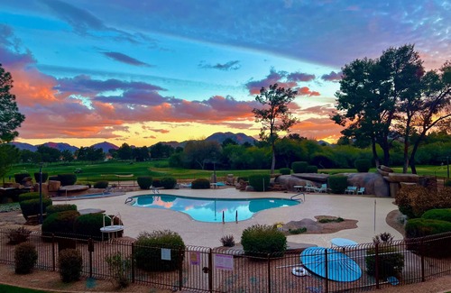 Paradise Valley Village Condo | Winter special at best unit in Anasazi Village.