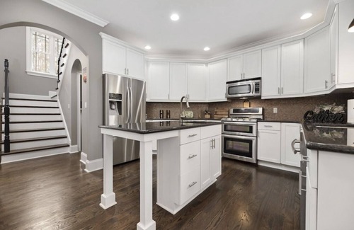 Mooresville House | Winter specials! Welcome to our LKN HOME! Sleeps 16! Boat Rental Available!