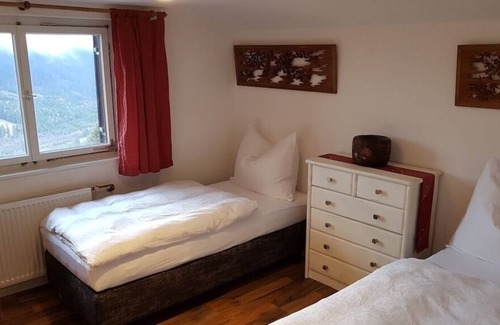 Bartholomaeberg Apartment | Winter sun, spectacular mountain views, close to all ski areas