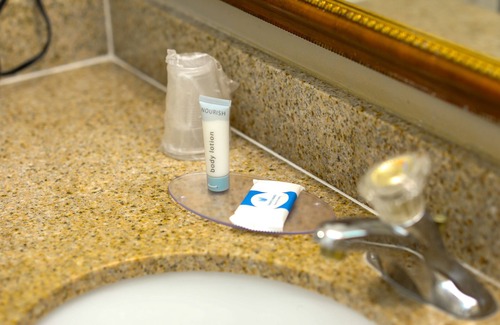 Crystal City Hotel | Wintergarden Inn