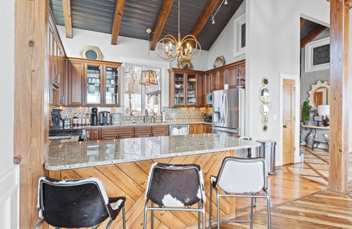 Wintergreen Ski Chalet | Wintergreen Luxury, Best Views in VA