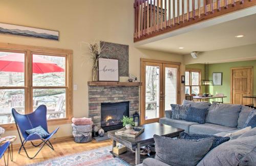 Chestnut Springs House | Wintergreen Resort Cabin Near the Slopes!