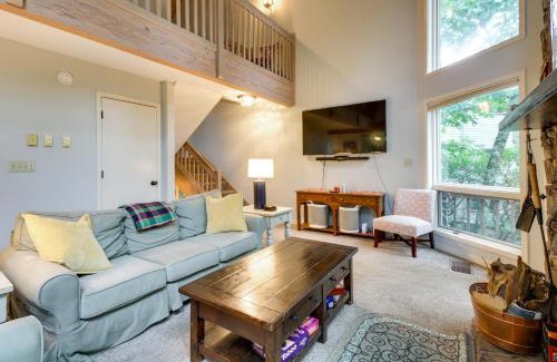 Laurel Ridge House | Wintergreen Resort Home with Deck, 1 Mi to Skiing!