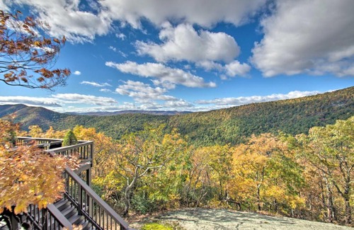 Nellysford House | Wintergreen Resort Retreat Ski, Hike, Golf!