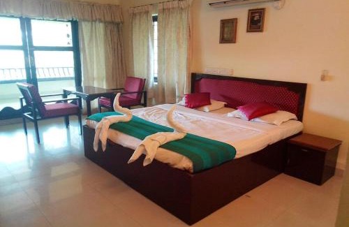 Kochi Resort | Wintergreen Water Front Resort