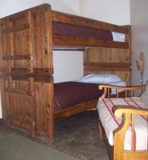 Ghent Apartment | Winterplace Condos - Ski in Ski out E104