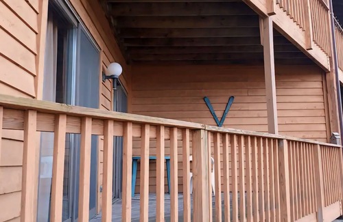 Ghent Condo | Winterplace D106 Ski in Ski Out Condo First Floor