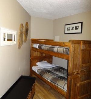 Ghent Apartment | Winterplace Ski in Ski out condo First Floor D103