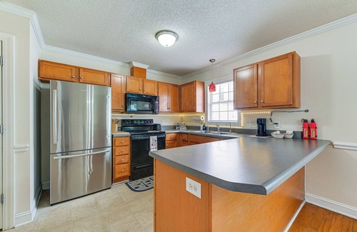 Winterville House | Winterville Vacation Rental ~ 4 Mi to ECU!