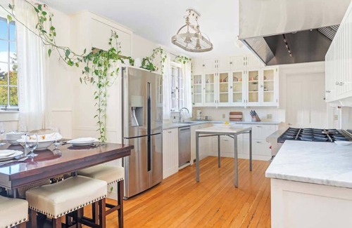 Lenox Villa | Winthrop Estate - 1925 Charm & Modern Luxury