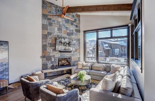 Woodmoor House | Wintours Leap Townhome Townhouse