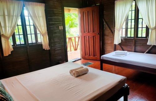 Cangmunag Hotel | Winyanz Tambayan Tourist Inn