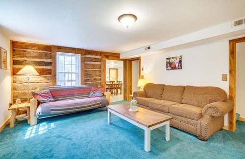 Mauston House | Wisconsin Cabin Getaway Near Castle Rock Late