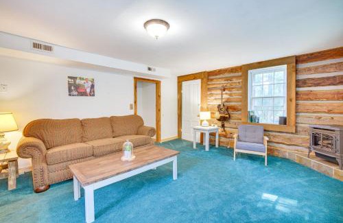 Mauston House | Wisconsin Cabin Getaway Near Castle Rock Late