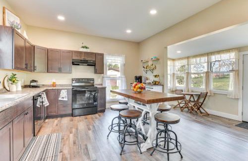 Monroe House | Wisconsin Farmhouse Stay UTV, Boat, Snowmobile!